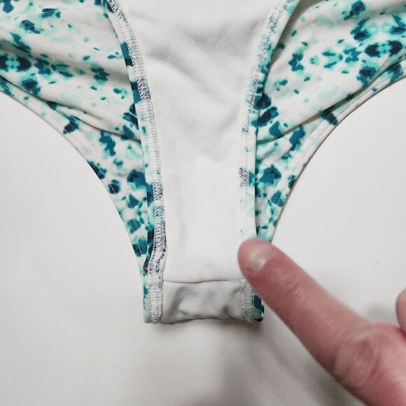 Hollister Swim Blue & White Tie Dye Bikini Size 36B Top & Large Bottom - Picture 9 of 11